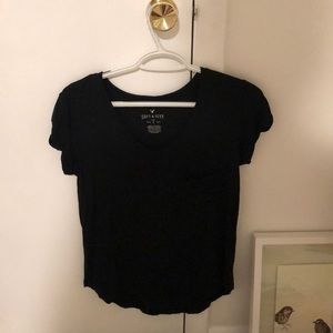 American Eagle Black T-shirt